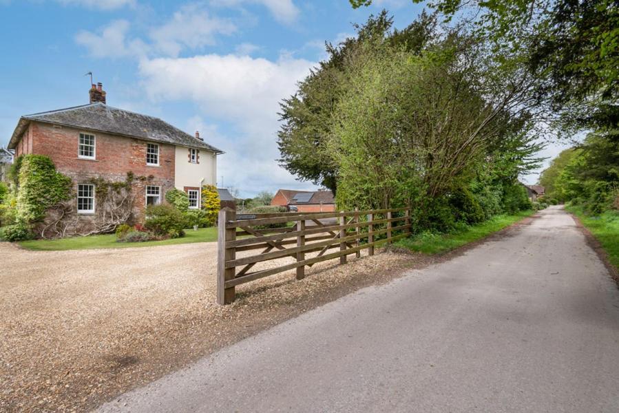 وارمينستر Home Farm Boreham المظهر الخارجي الصورة